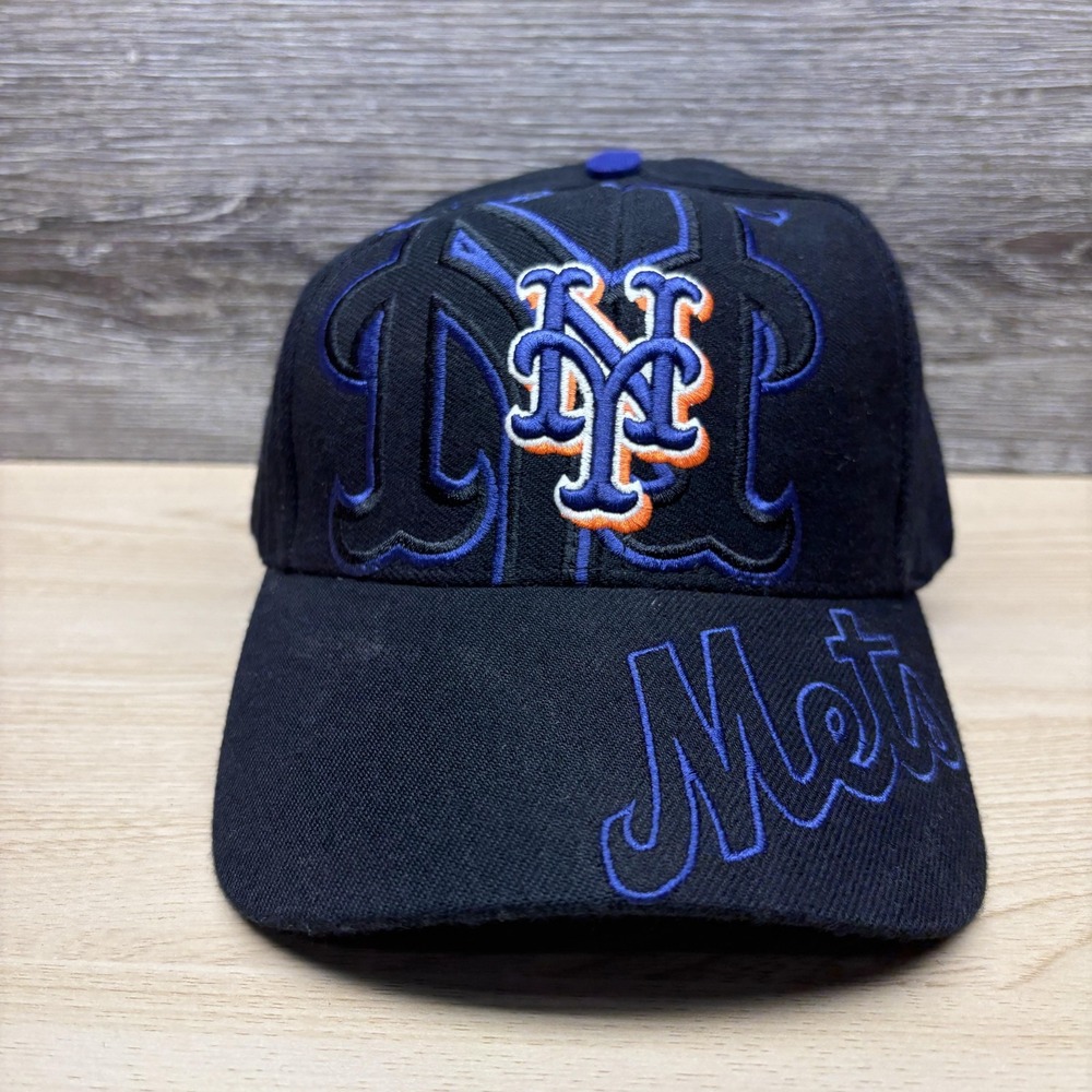 Vintage New York Mets Hat Cap Strap Back Big Logo Black Blue MLB Baseball